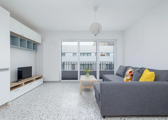 Apartment Bronowicka Comfort By Bookinghost